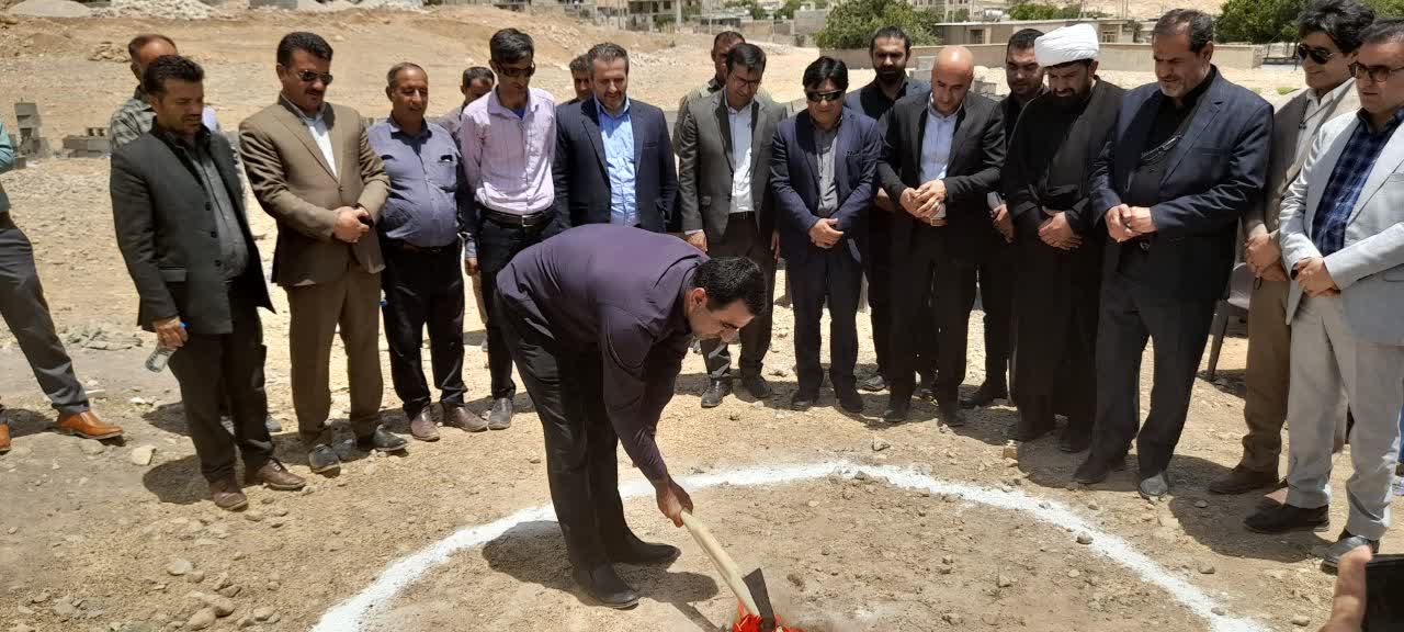 کلنک زنی مرکز اورژانس اجتماعی دیشموک با حمایت بنیاد علوی/اشتغالزایی ۹ نفر در این مرکز 
