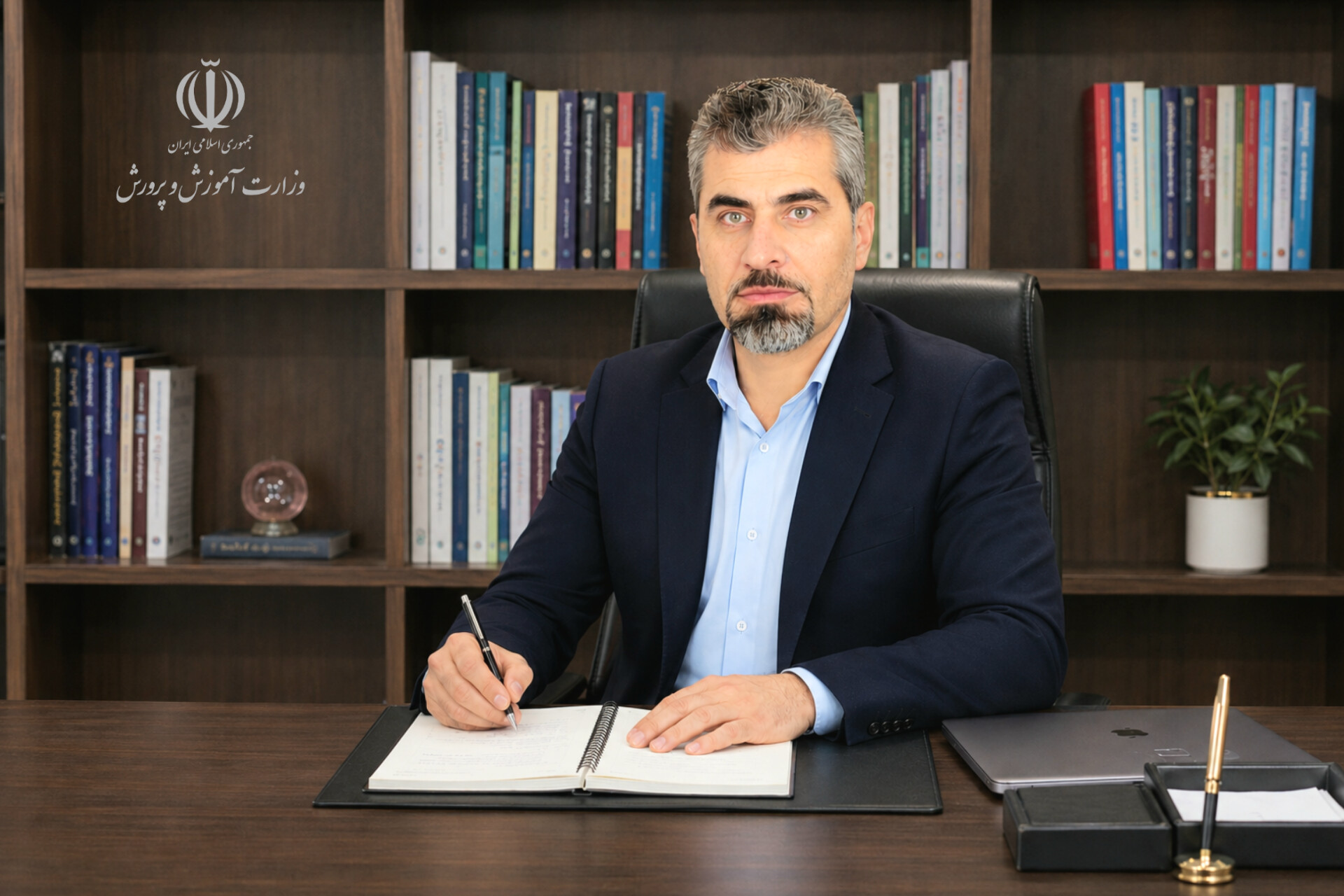 آموزش و پرورش جای جولان قلم‌های مسموم نیست.